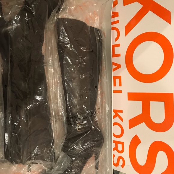 MK boots - Picture 2 of 7